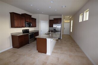 16073 Pebble Blf Lp in Winter Garden, FL - Building Photo - Building Photo