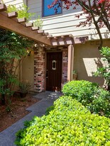 3283 Dawnflower St in Las Vegas, NV - Building Photo