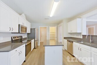 3454 Charing Cross Rd in Midlothian, TX - Building Photo - Building Photo