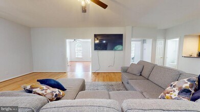 9811 Fendale Ln in Fredericksburg, VA - Building Photo - Building Photo