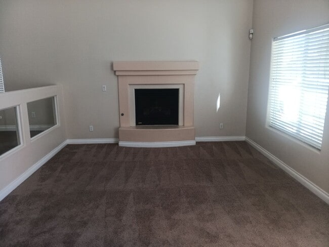 8528 Wild Diamond Ave in Las Vegas, NV - Building Photo - Building Photo