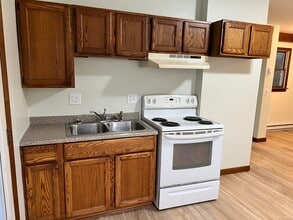 227 Danbury Rd in New Milford, CT - Building Photo - Building Photo