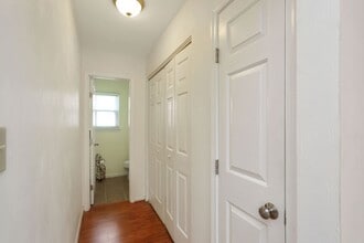 803 Ward Ct in Newport News, VA - Building Photo - Building Photo