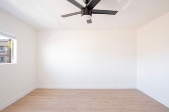 5740 Camellia Ave in Los Angeles, CA - Building Photo - Building Photo