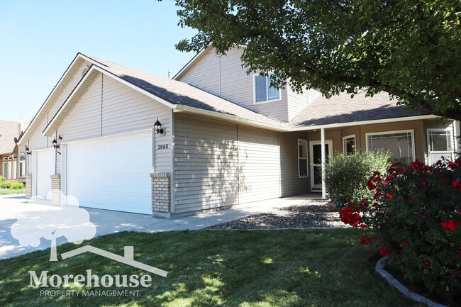 3068 S Gold Bar Ave in Meridian, ID - Building Photo - Building Photo