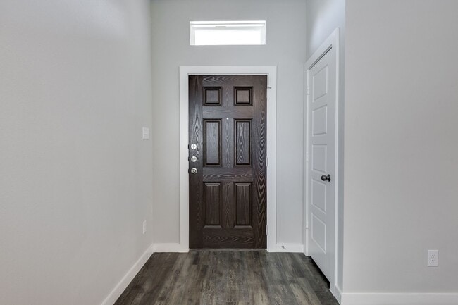 612 Wheatfield Dr in Venus, TX - Building Photo - Building Photo