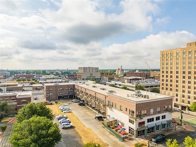 330 Austin Ave in Waco, TX - Building Photo - Building Photo