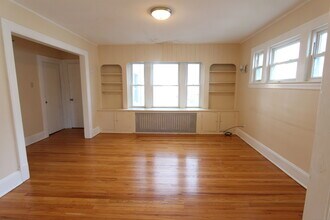 47 Boulanger Ave in West Hartford, CT - Building Photo - Building Photo