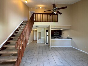 2803 Hunt Club Ln in Orlando, FL - Building Photo - Building Photo