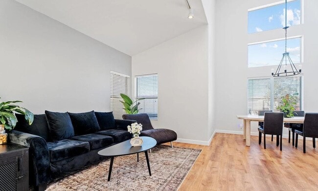 16618 S 28th Pl in Phoenix, AZ - Building Photo - Building Photo