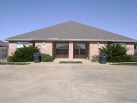 2331 Antelope Ln in College Station, TX - Building Photo
