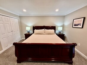 201 Thorndike St in Lowell, MA - Building Photo - Building Photo