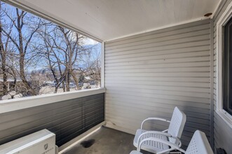 2201 Pearl St in Boulder, CO - Building Photo - Building Photo