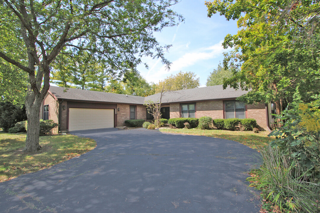 23428 Mallard Ct in Deer Park, IL - Foto de edificio