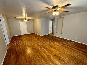 804 E Steed Dr in Midwest City, OK - Building Photo - Building Photo