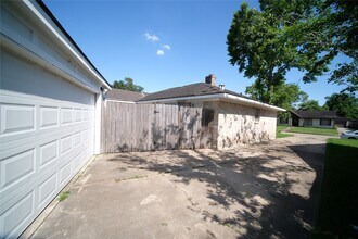 12526 Lima Dr in Houston, TX - Building Photo - Building Photo