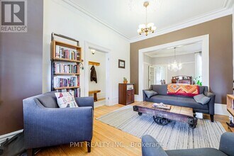 19 Churchill Ave in Toronto, ON - Building Photo - Building Photo