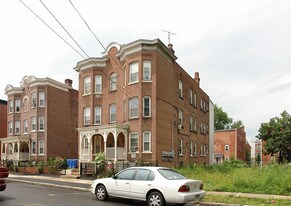 22-24 Putnam Hts in Hartford, CT - Building Photo