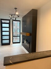 1 E Scott St in Chicago, IL - Foto de edificio - Building Photo