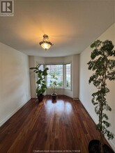 2 Wilhelmina Way in Chatham, ON - Building Photo - Building Photo