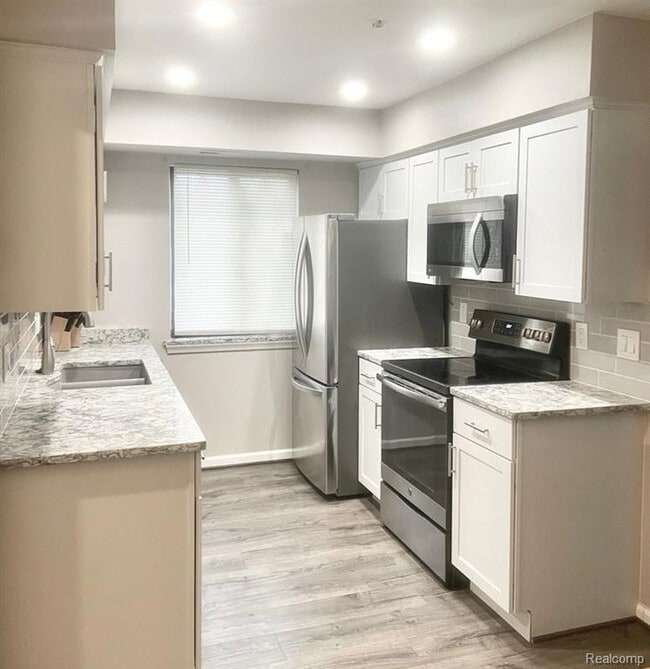 property at 270 E Thirteen Mile Rd