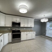1896 Greystone Ln in Fort Walton Beach, FL - Building Photo - Building Photo