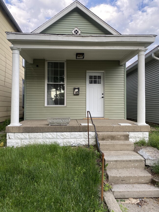 property at 1041 High St