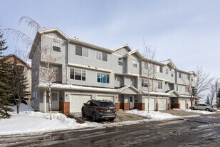 Applewood Townhome Gardens Apartments