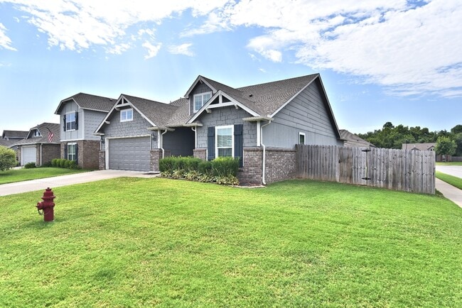 3217 W El Dorado St in Broken Arrow, OK - Building Photo - Building Photo