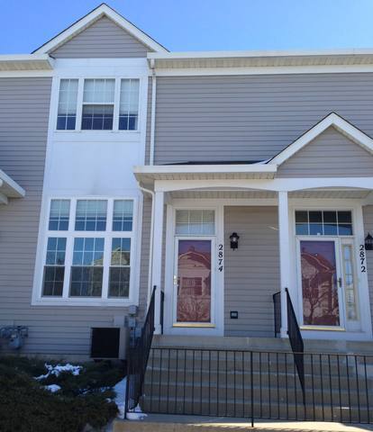 2874 Shelly Ln in Aurora, IL - Foto de edificio