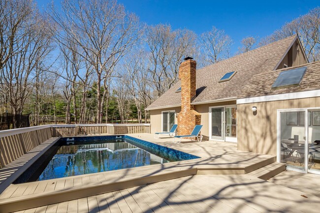 30 Scrimshaw Ln in Amagansett, NY - Building Photo - Building Photo