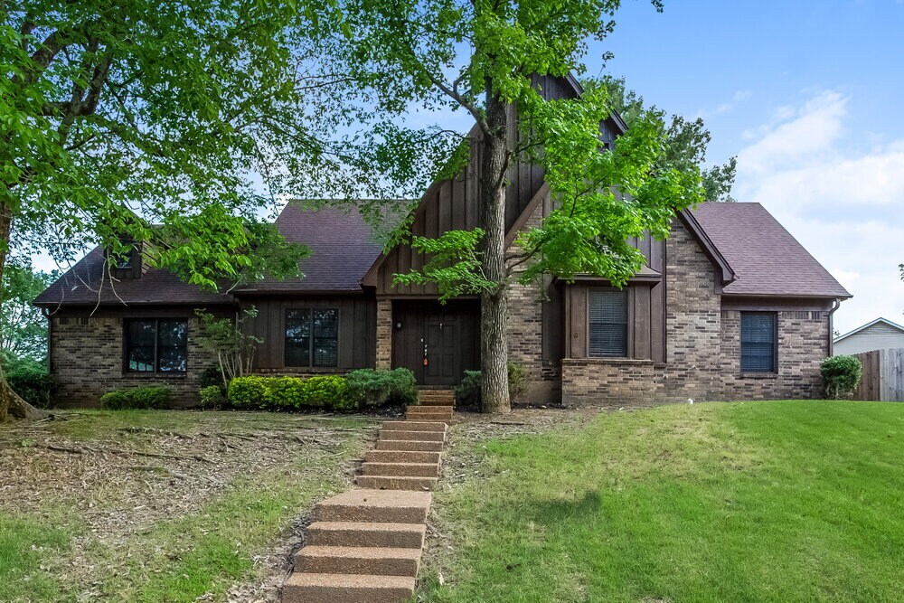 7375 Ashley Oaks Dr in Memphis, TN - Building Photo