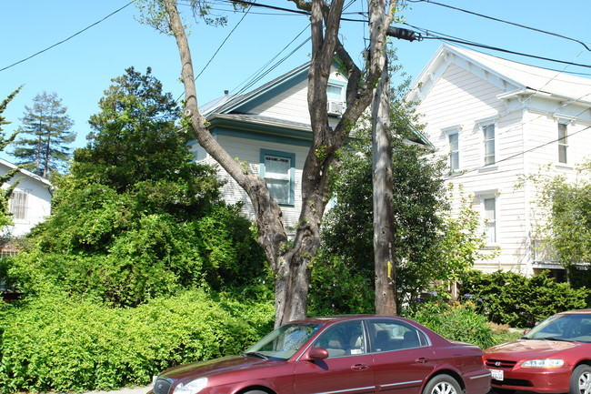 2122 Sacramento St in Berkeley, CA - Building Photo - Building Photo