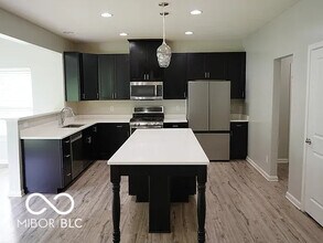 1267 Reichart Dr in Westfield, IN - Building Photo - Building Photo