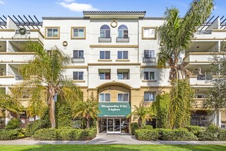Magnolia City Lights Apartments in Los Angeles, CA - Building Photo - Building Photo