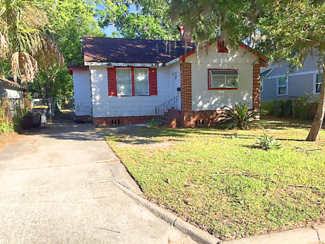 6718 Drayton St in Jacksonville, FL - Foto de edificio - Building Photo