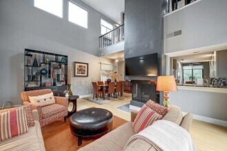 1707 Spyglass Dr, Unit 61 in Austin, TX - Building Photo - Building Photo