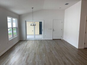 7260 Draper Ave in the Villages, FL - Building Photo - Building Photo