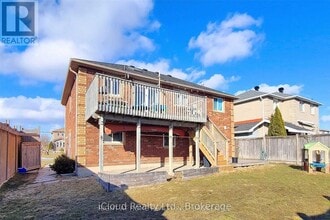 229 Dunsmore Ln in Barrie, ON - Building Photo - Building Photo