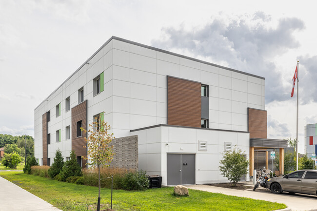 Veterans' House Canada in Ottawa, ON - Building Photo - Building Photo