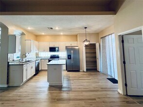 124 Queens Ct in Sanford, FL - Building Photo - Building Photo