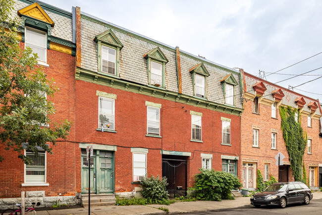 1484-1496 La Fontaine Rue in Montréal, QC - Building Photo - Building Photo