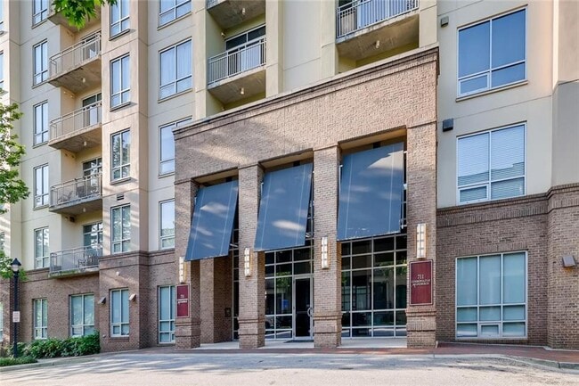 property at 711 Cosmopolitan Dr NE