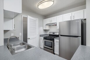 Jefferson Point in Newnan, GA - Building Photo