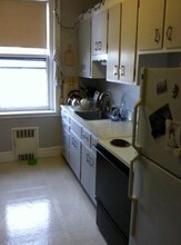 31 Stearns Rd, Unit 1 in Brookline, MA - Building Photo - Building Photo