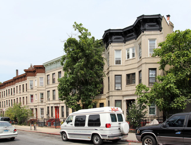 629 Sterling Pl in Brooklyn, NY - Building Photo - Building Photo