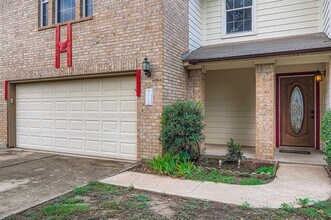 1020 Brutus Dr in Kyle, TX - Building Photo - Building Photo