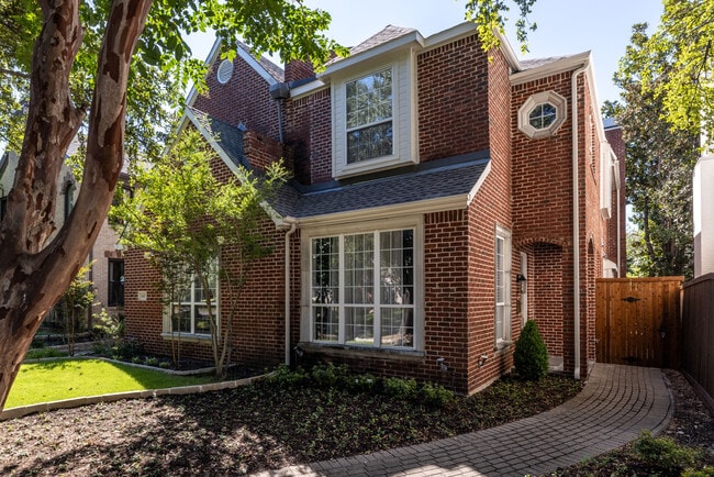 3451 Binkley Ave in Dallas, TX - Building Photo - Building Photo