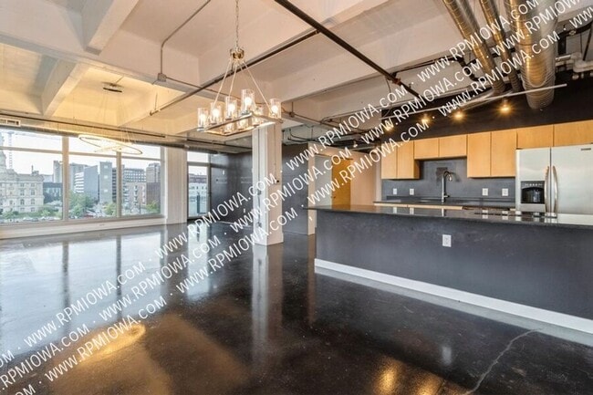 property at 120 SW 5th St
