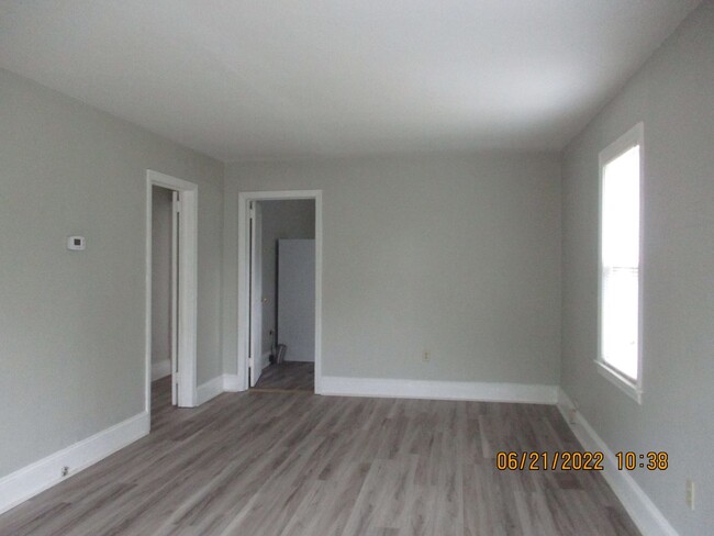 2223 Ireland Dr in Fayetteville, NC - Building Photo - Building Photo